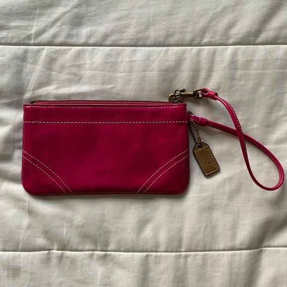 COACH pink wristlet pouch - Picture 2 of 9